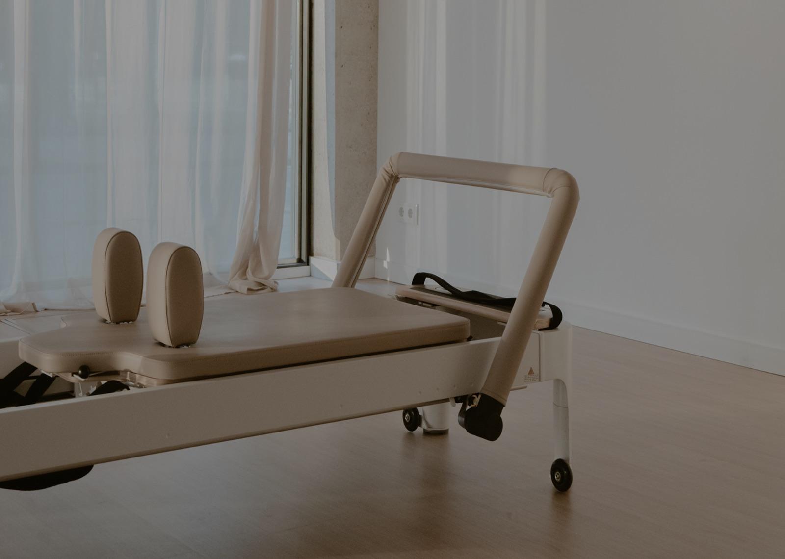 Máquina reformer en el estudio de pilates Grace Studio